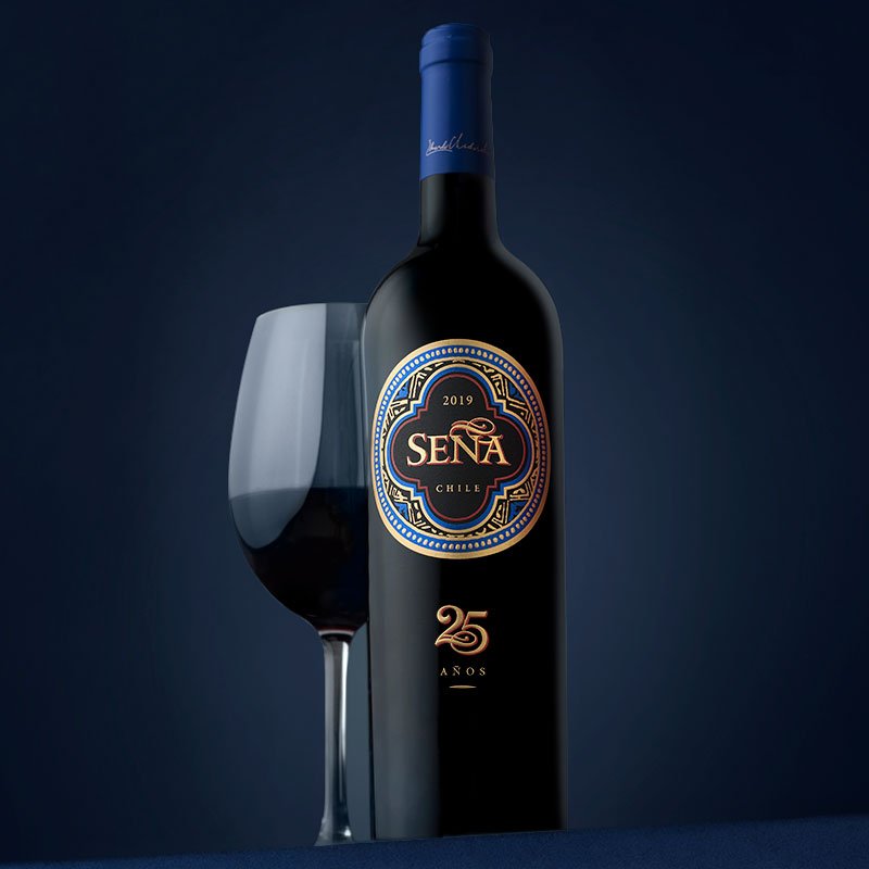 Packaging 25 aniversario Seña. Vino ícono de Chile. Argency, agencia de diseño y publicidad. Mendoza.